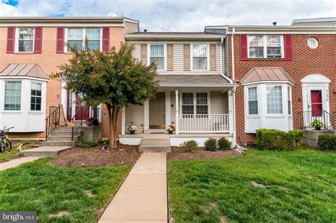 village aunty hot|44110 Paget Ter, Ashburn, VA 20147